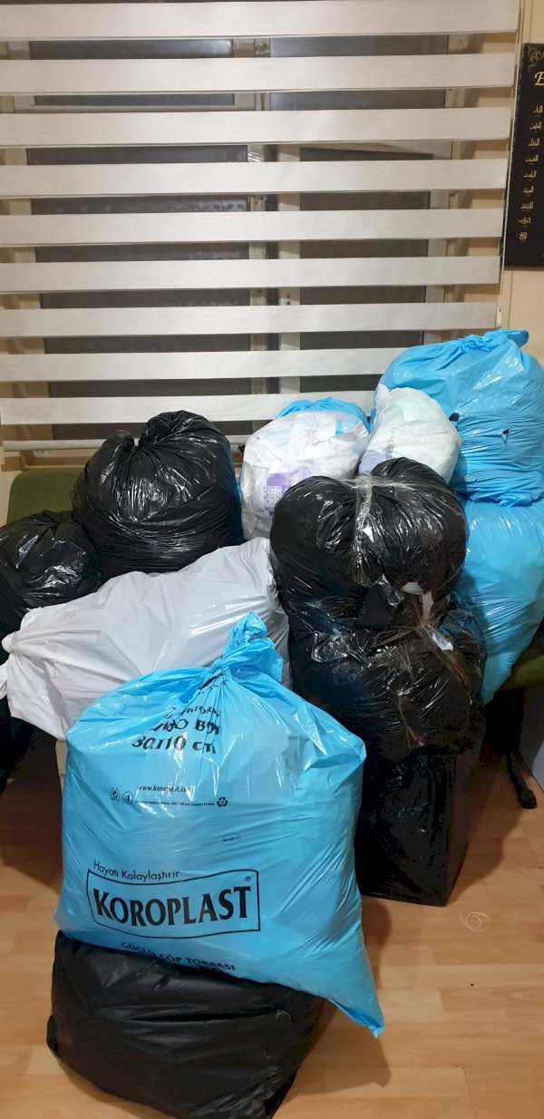 Ankara yardımlaşma ailesine  ihtyac sahibi ailelere  verilmek uzerler yapılan teslimat